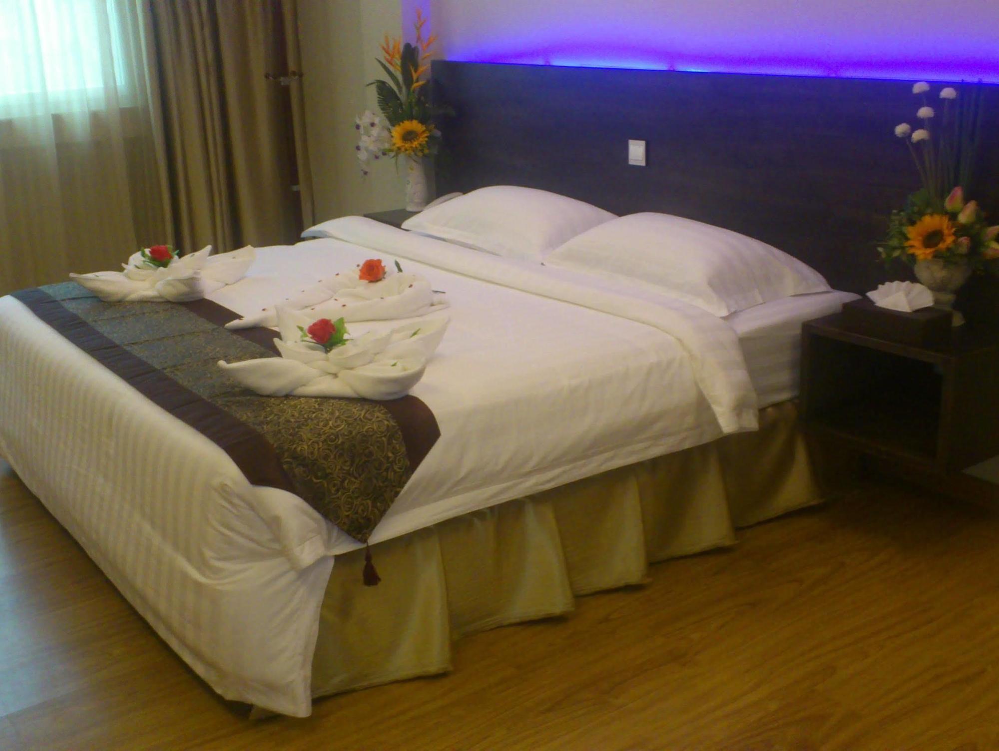 51 3* Yangon