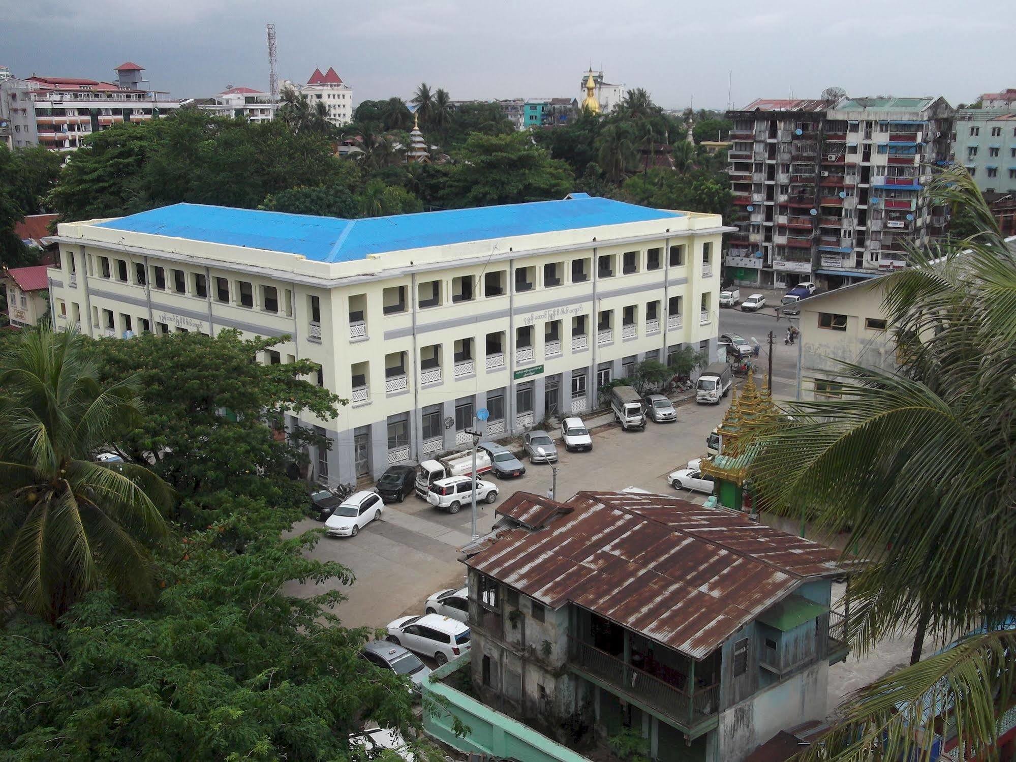 51 Hotel