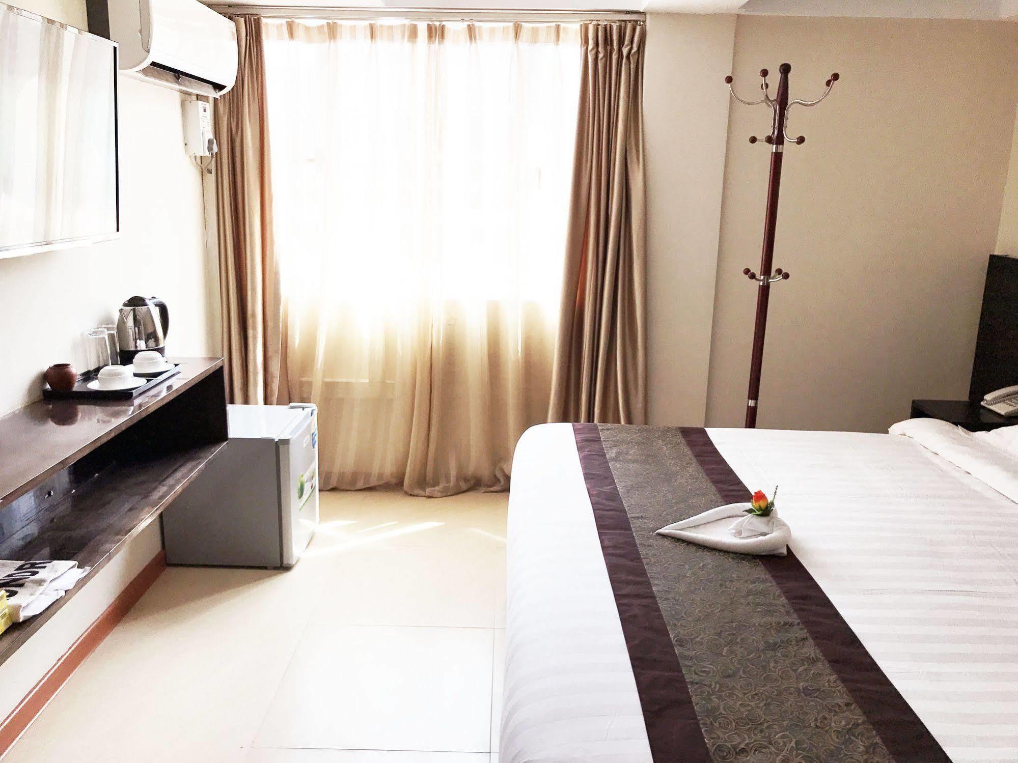 Hotel 51